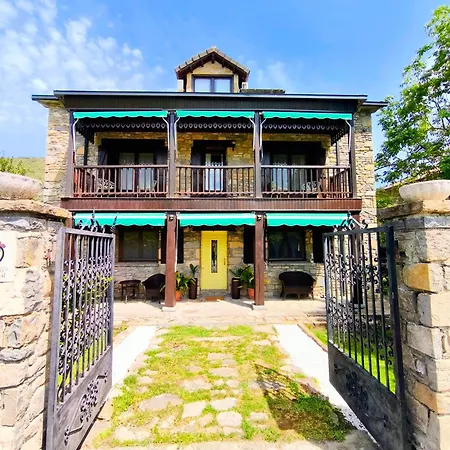 Casa Irama - Grupos Cerca De Ainsa - Pirineo Aragones Margurgued