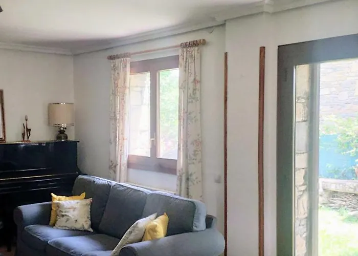 Casa Irama - Grupos Cerca De Aínsa - Pirineo Aragonés * Margurgued